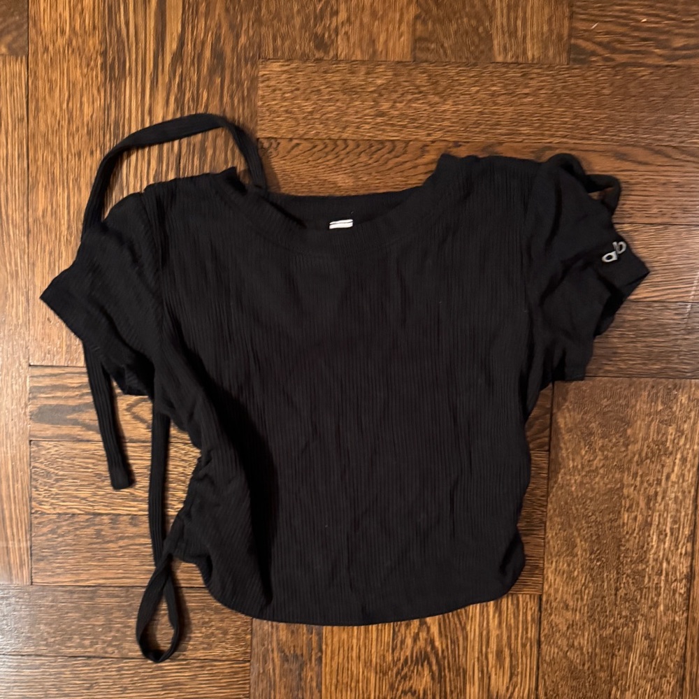 Alo short sleeve ribbed wrap top